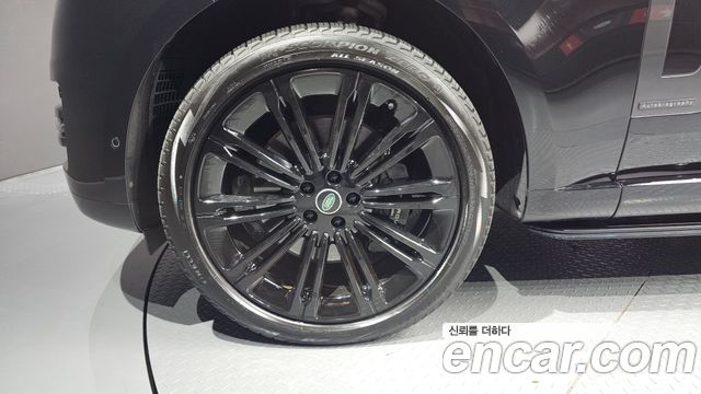 Land Rover Range Rover P530 Autobiography Long Wheel Base — пробег 25 435 км — фото 5 из 5