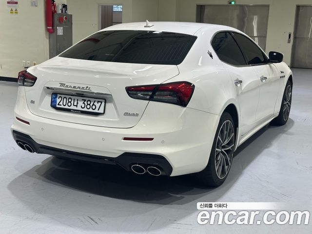 Maserati Ghibli из Кореи Encar