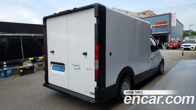 Hyundai ST1 Cargo Premium — пробег 24 914 км — фото 2 из 5
