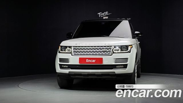 Land Rover Range Rover 4.4 SDV8 Vogue SE DIESEL — пробег 151 796 км — фото 3 из 5