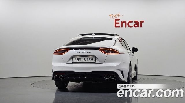 Kia Stinger из Кореи Encar