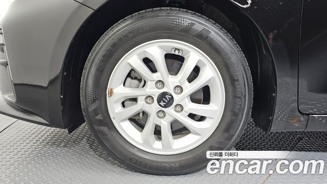 Kia K3 из Кореи Encar