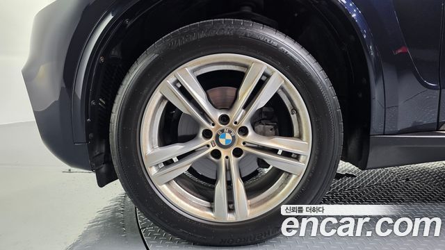 BMW X5 xDrive 30d M Sport package — пробег 71 138 км — фото 5 из 5