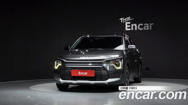 Kia Niro Trendy — пробег 101 842 км — фото 3 из 5