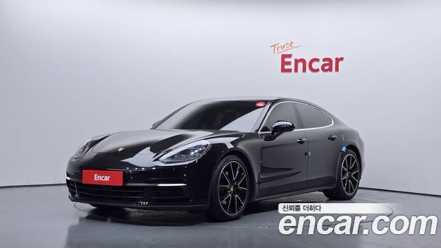 Porsche Panamera 3.0 AWD — пробег 65 221 км — фото 1 из 5