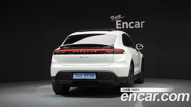 Porsche Macan из Кореи Encar