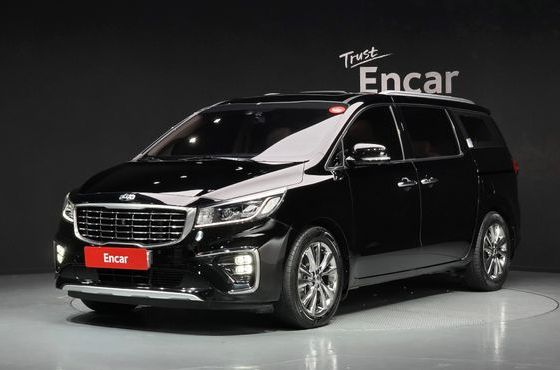 Kia Carnival 9-Seater Noblesse Special — пробег 56 639 км — фото 1 из 5