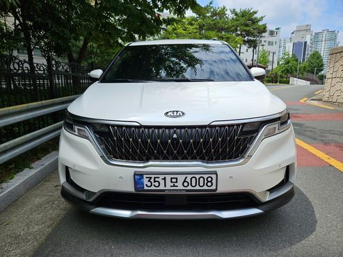 Kia Carnival 9-Seater Signature — пробег 23 896 км — фото 3 из 5