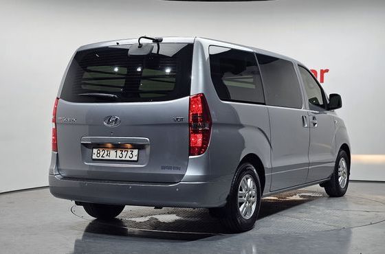 Hyundai Starex Van 3-Seater Smart — пробег 108 651 км — фото 2 из 5