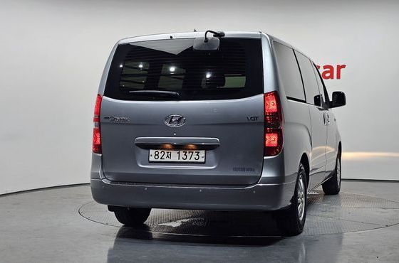 Hyundai Starex Van 3-Seater Smart — пробег 108 651 км — фото 4 из 5
