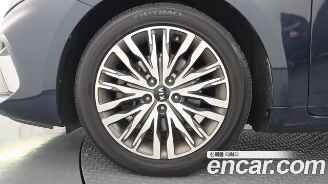 Kia K7 из Кореи Encar