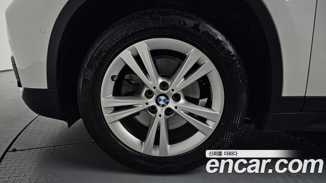 BMW X1 xDrive 18d — пробег 62 102 км — фото 5 из 5