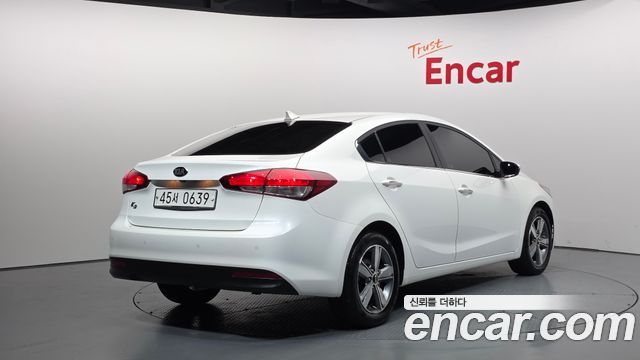 Kia K3 из Кореи Encar