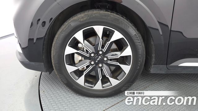 Kia Carnival 9-Seater Signature — пробег 93 035 км — фото 5 из 5