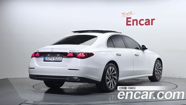 Mercedes-Benz E-Class из Кореи Encar