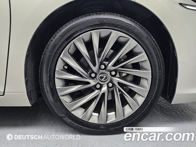 Lexus ES из Кореи Encar