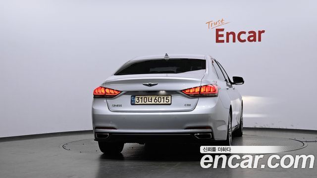 Hyundai Genesis из Кореи Encar