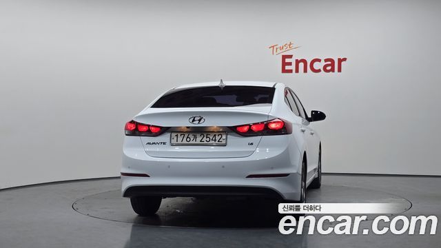 Hyundai AVANTE из Кореи Encar