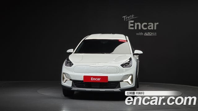 Kia Niro Earth — пробег 5 921 км — фото 3 из 5