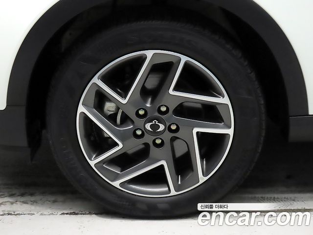 Ssangyong TIBOLI из Кореи Encar