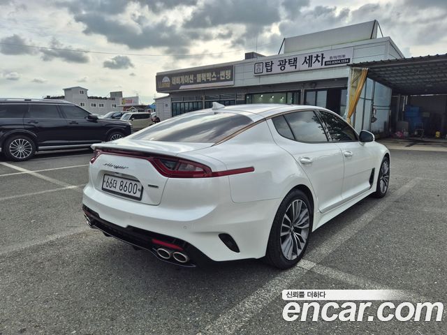 Kia Stinger из Кореи Encar