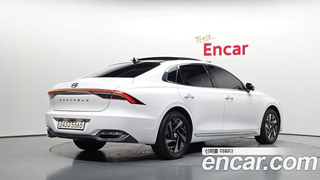 Hyundai Grandeur из Кореи Encar
