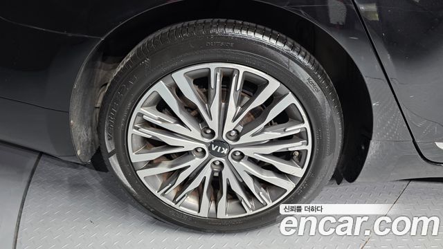 Kia K7 из Кореи Encar