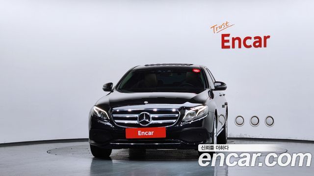 Mercedes-Benz E-Class из Кореи Encar
