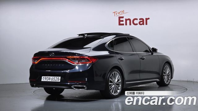 Hyundai Grandeur из Кореи Encar