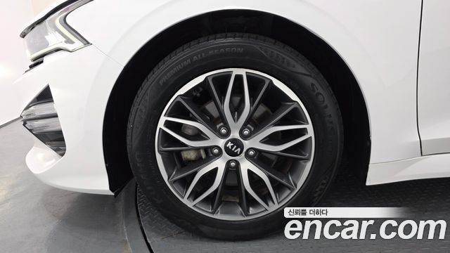 Kia K5 из Кореи Encar