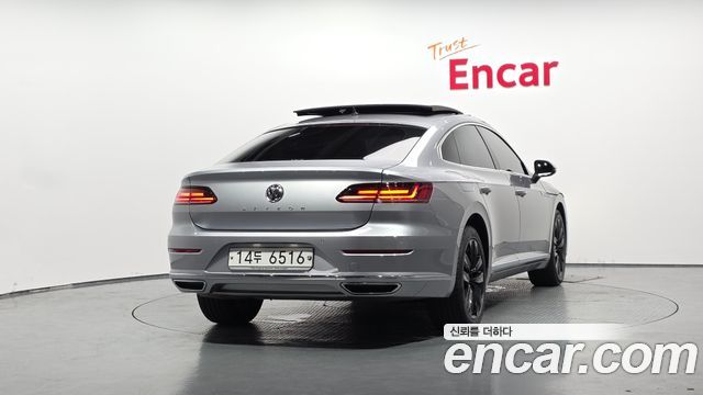 Volkswagen Arteon 2.0 TDI Prestige — пробег 124 214 км — фото 4 из 5