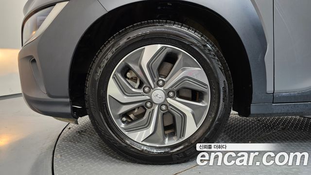 Hyundai Kona из Кореи Encar