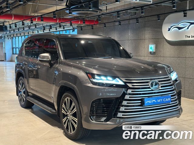 Lexus LX 700h Luxury — пробег 6 988 км — фото 1 из 5