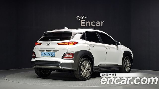 Hyundai Kona Premium — пробег 152 720 км — фото 2 из 5