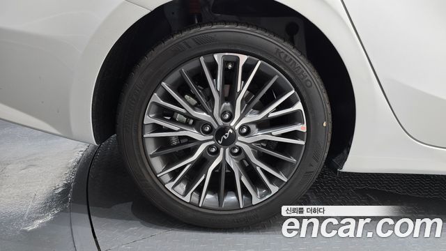 Kia K3 из Кореи Encar