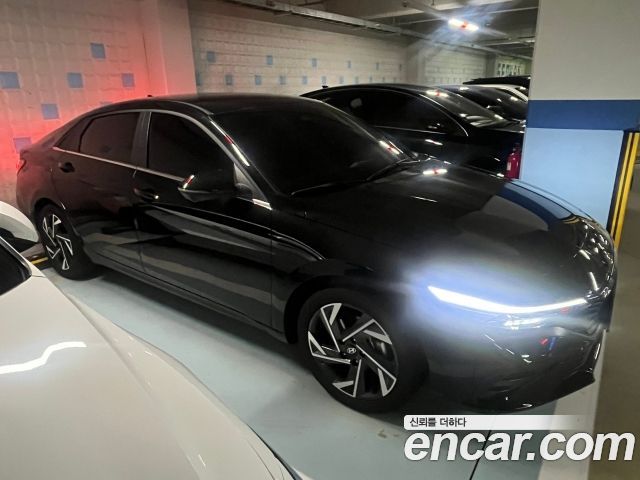 Hyundai AVANTE Inspiration — пробег 32 574 км — фото 2 из 5
