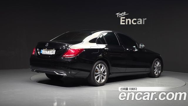 Mercedes-Benz C-Class из Кореи Encar