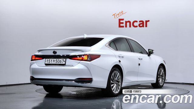Lexus ES из Кореи Encar