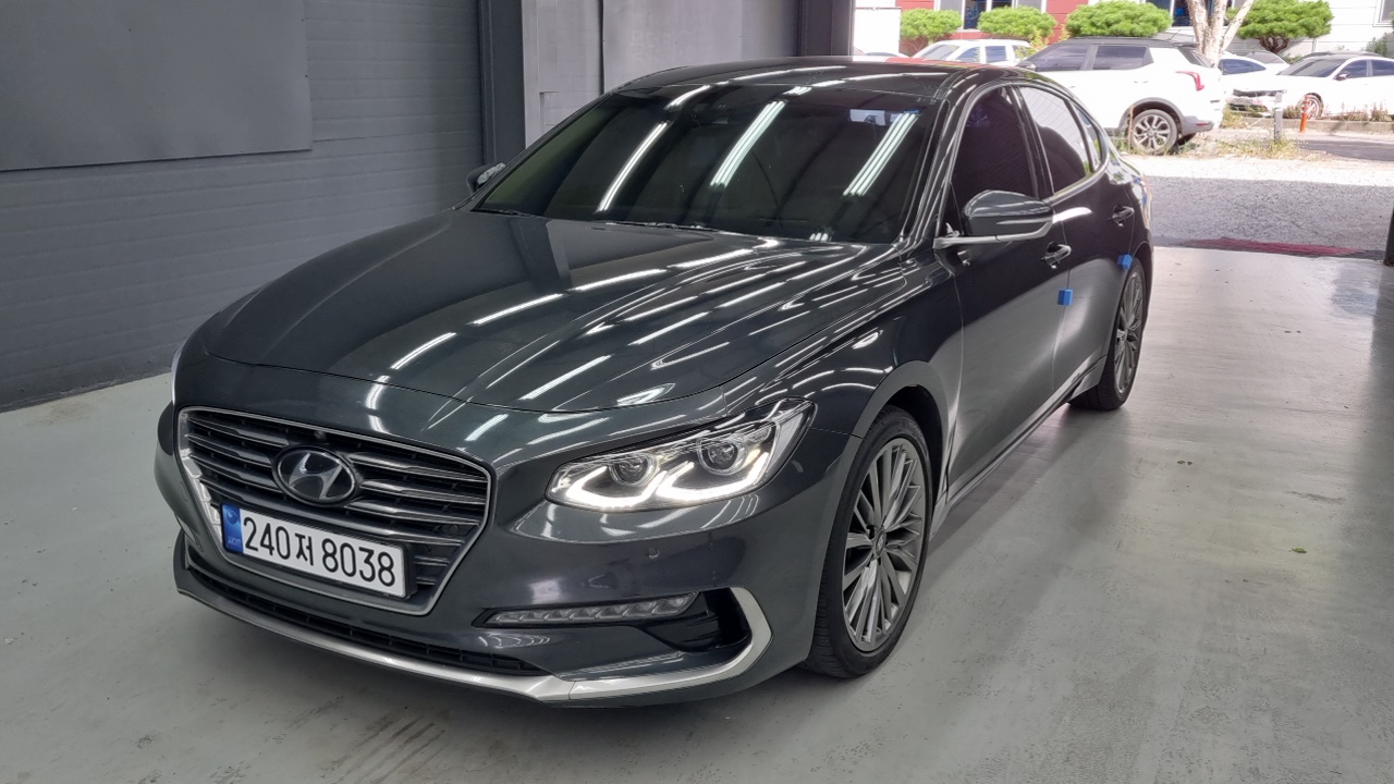 Hyundai Grandeur 3.0 Exclusive Special — пробег 65 199 км — фото 1 из 5