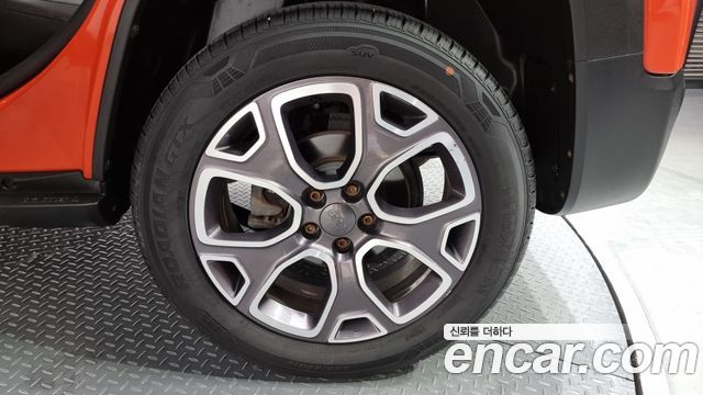 Jeep Renegade 2.0 Diesel Limited AWD — пробег 100 830 км — фото 5 из 5