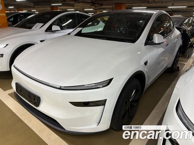 Tesla Model Y Premium RWD — пробег 5 км — фото 2 из 5