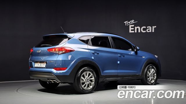 Hyundai Tucson Diesel 2.0 2WD Style — пробег 77 685 км — фото 2 из 5