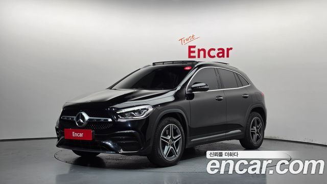 Mercedes-Benz GLA-Class GLA250 4MATIC — пробег 60 781 км — фото 1 из 5