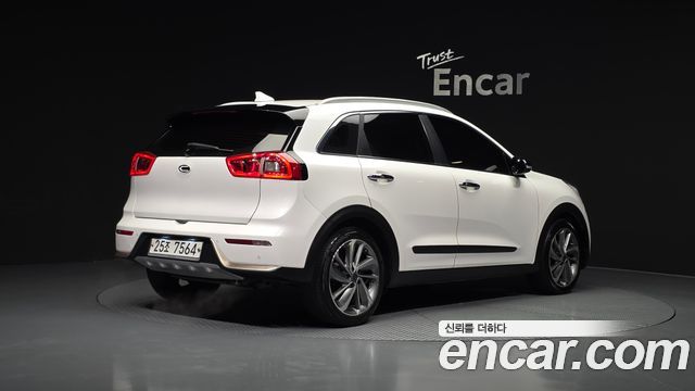 Kia Niro из Кореи Encar