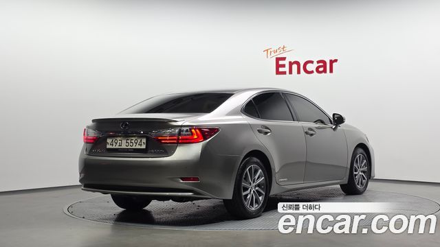 Lexus ES из Кореи Encar