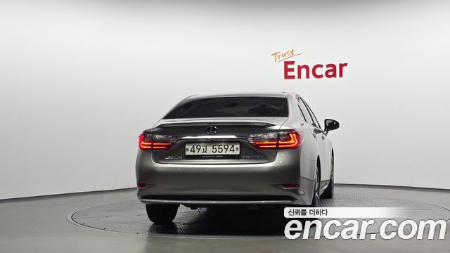 Lexus ES из Кореи Encar
