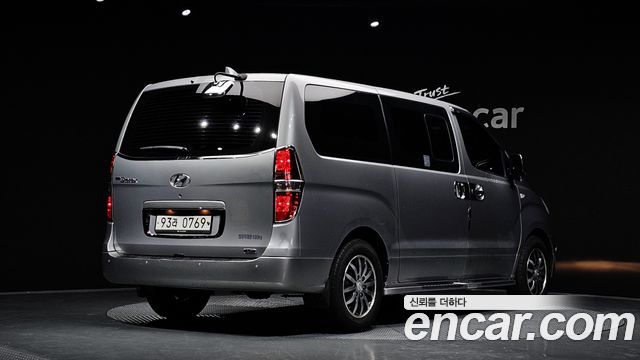 Hyundai Starex 5-Seater LPi VAN Smart — пробег 123 873 км — фото 2 из 5