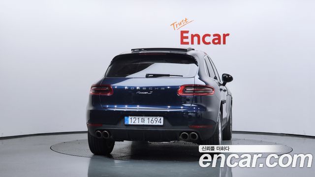 Porsche Macan из Кореи Encar