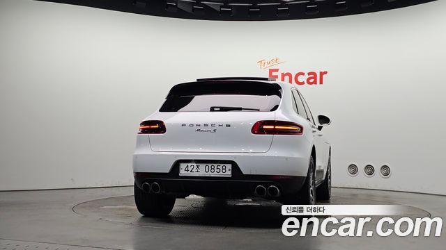 Porsche Macan из Кореи Encar