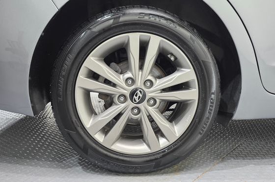 Hyundai AVANTE 1.6 GDI Modern — пробег 177 464 км — фото 5 из 5